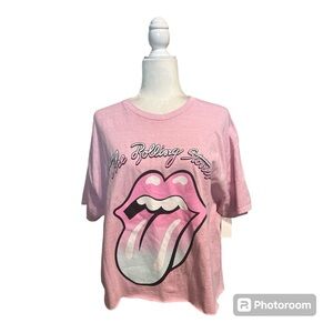 Altar’d State The Rolling Stones Raw Hem Graphic T-Shirt Pink Sz L/XL